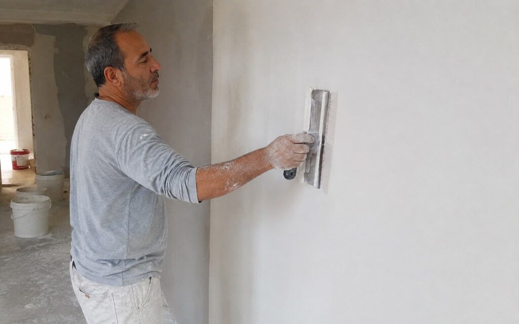تفاوت گچ میکرونیزه و گچ سفیدکاری معمولی